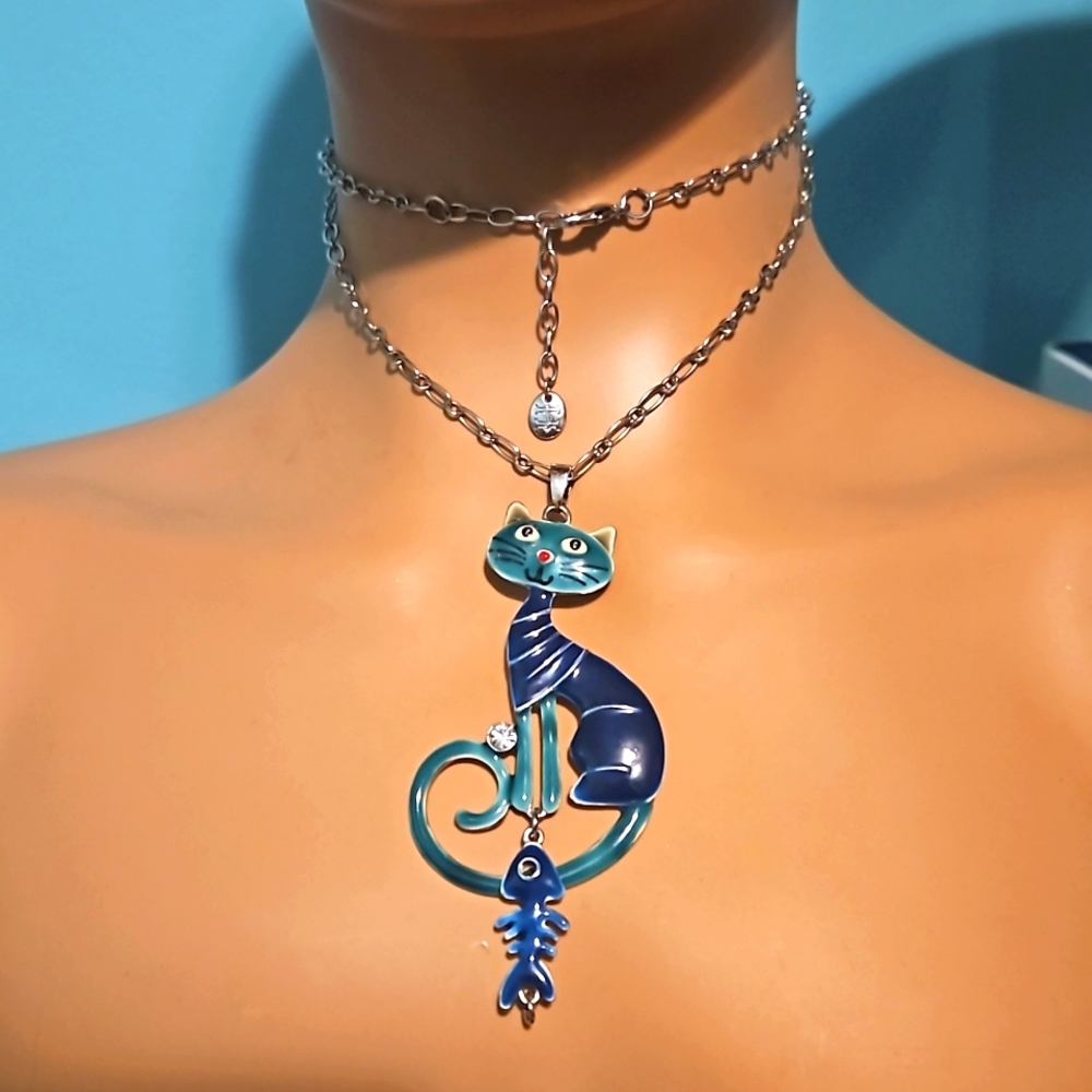 SILVER Chain Enamel Kitty Pendant Necklace